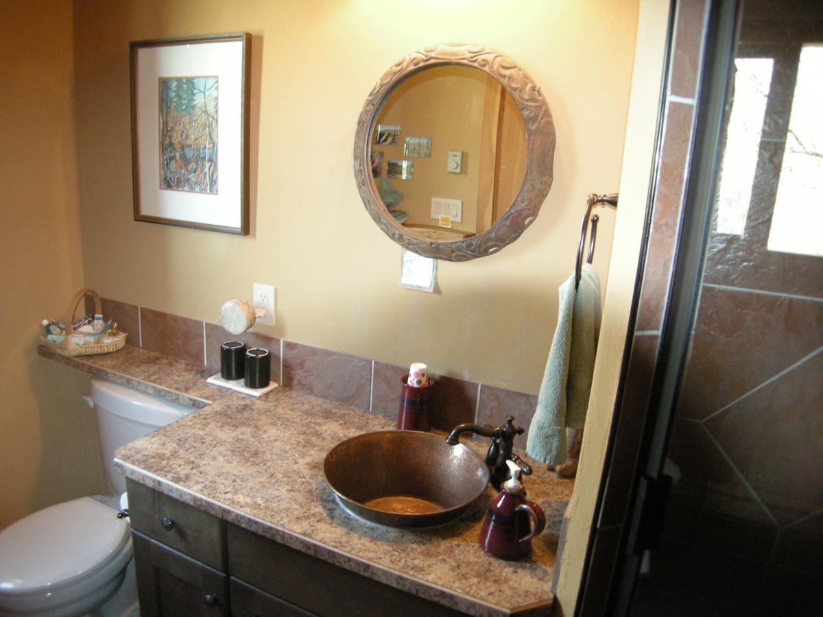 Bighorn Ridge Guesthouse Okanagan Falls Екстер'єр фото